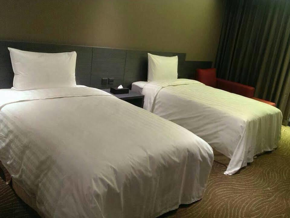 Look Royal Resort Chiayi City Exteriör bild Deluxe Twin Room
