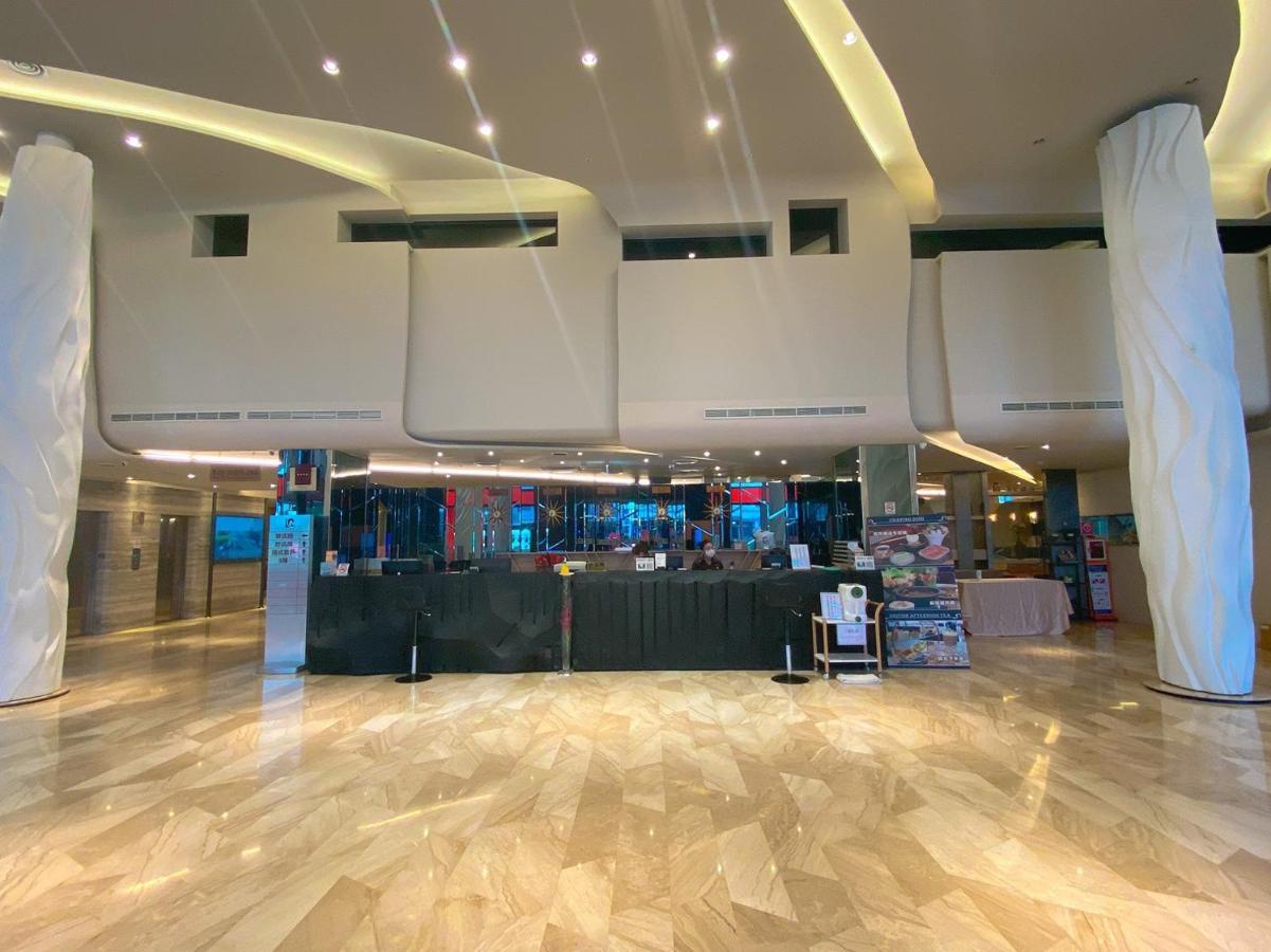 Look Royal Resort Chiayi City Exteriör bild Lobby