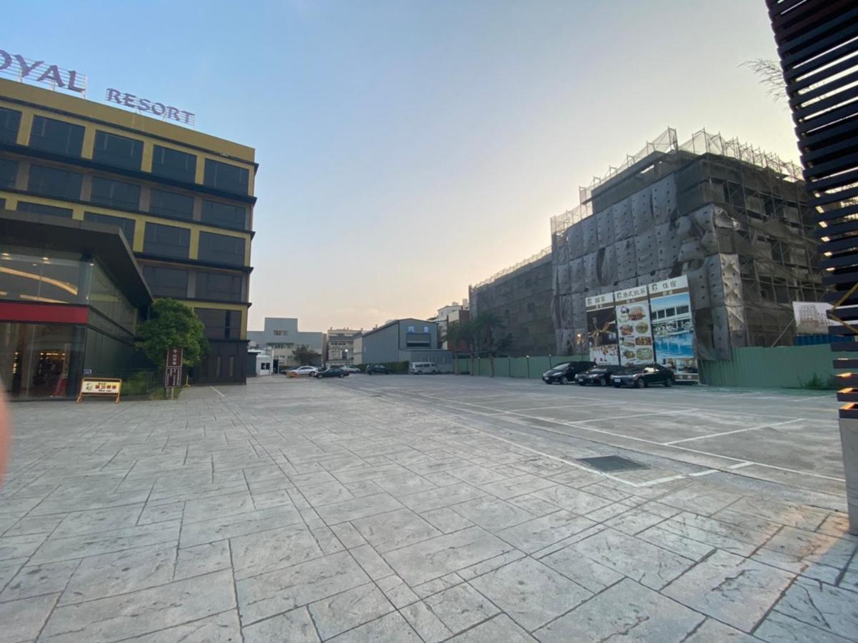 Look Royal Resort Chiayi City Exteriör bild Royal Resort